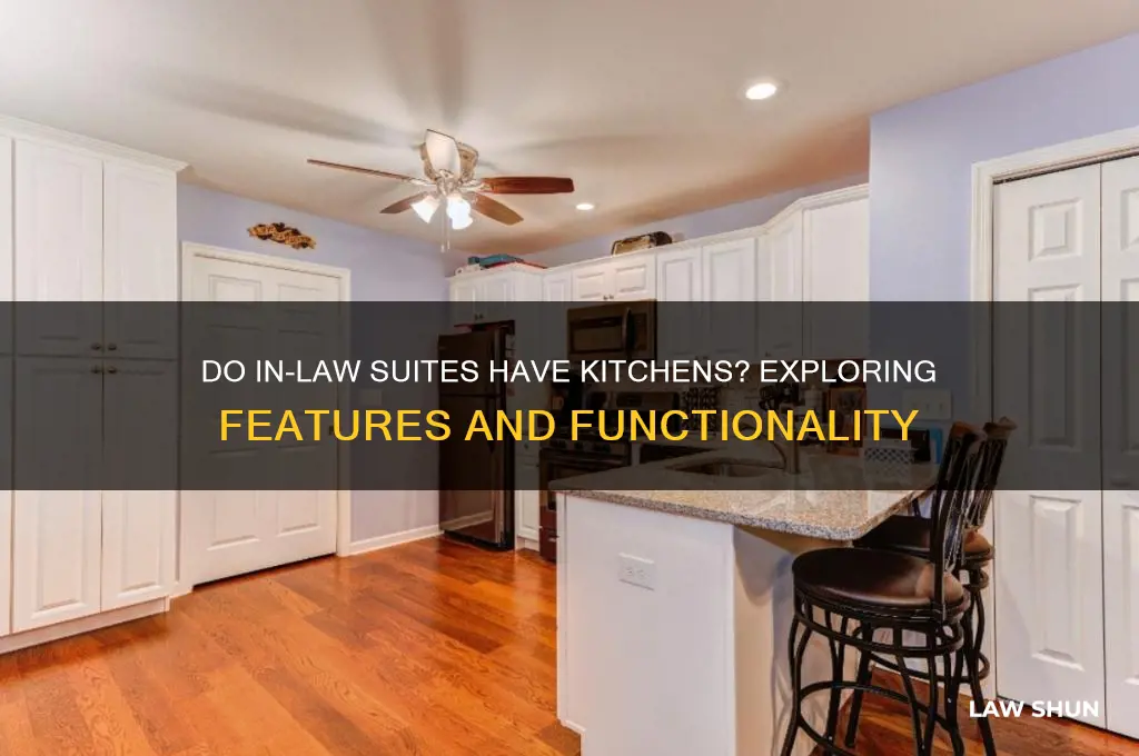 do in law suites have kitchens
