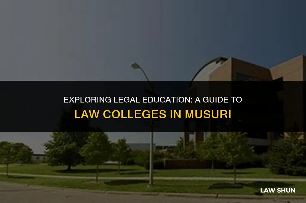 how many law colleges in musuri