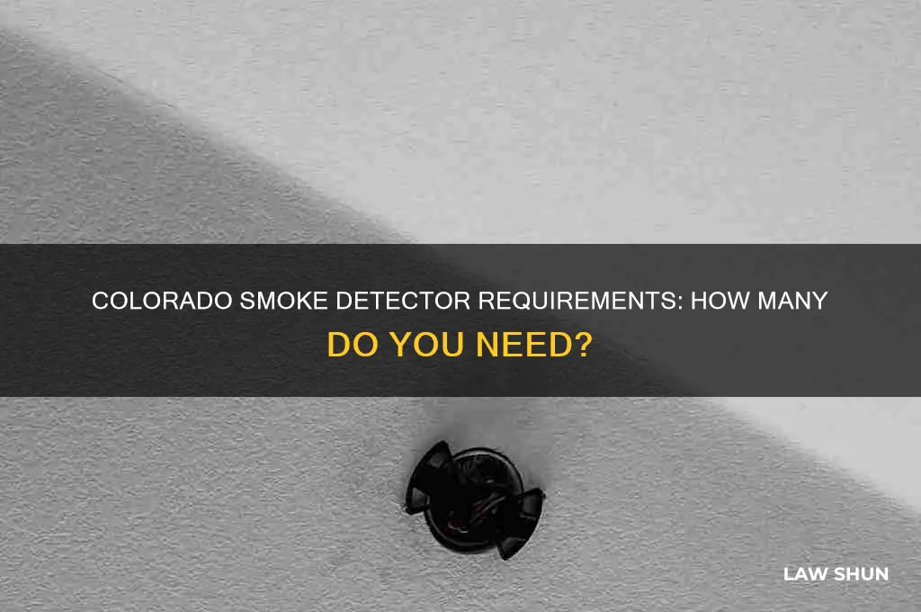 how many smoke detectors do you need colorado law
