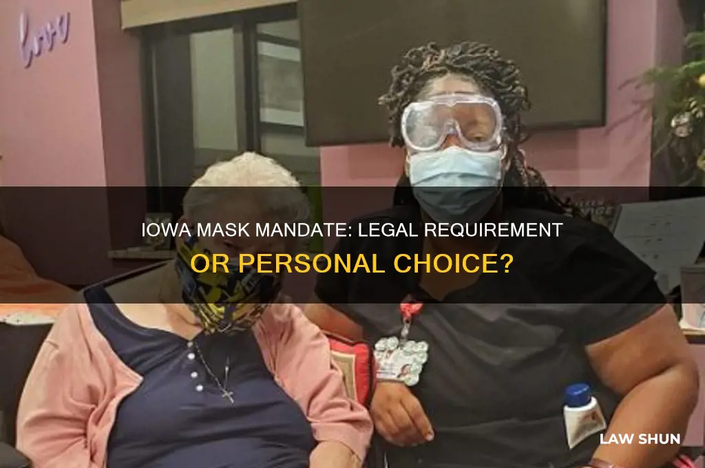 is it a law to wear a mask in iowa
