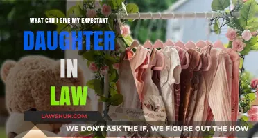 Gifts for Your Pregnant Daughter-in-Law: A Guide for Mothers-in-Law