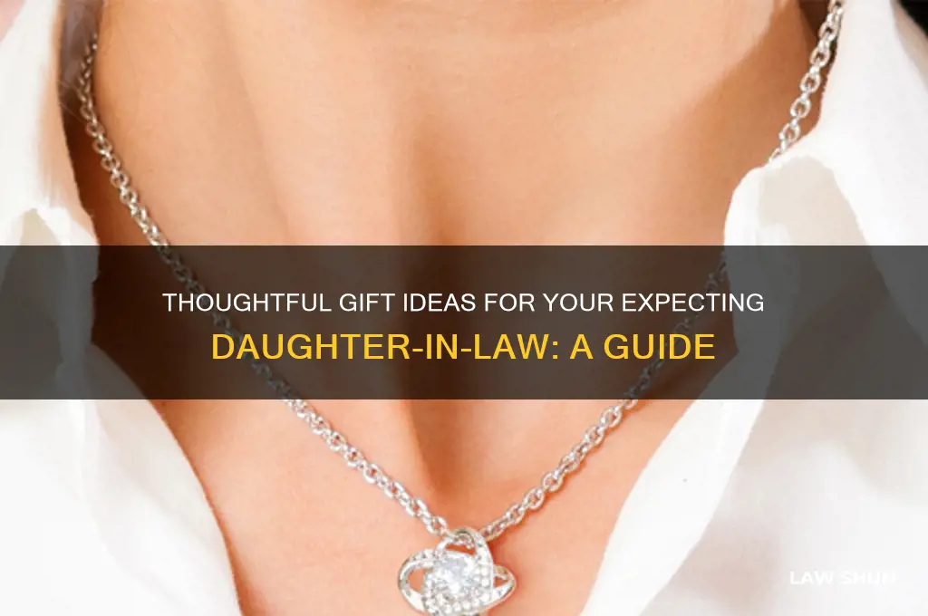 what is the gift for pregnant daughter-in-law