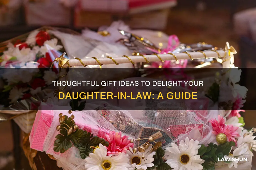what to gift daughter in law