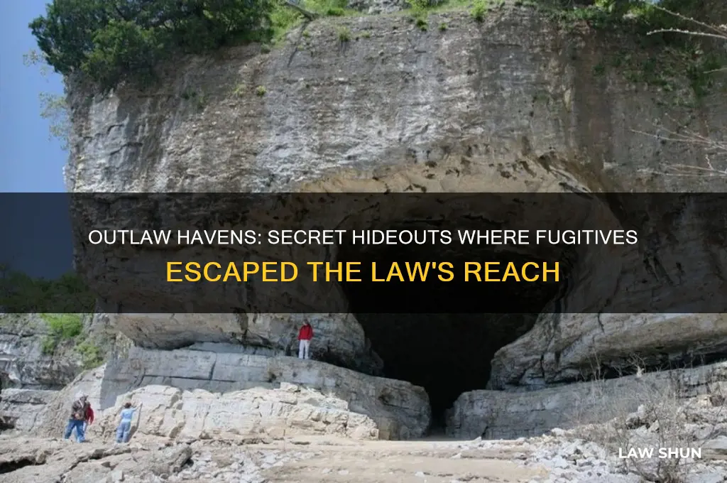 where did outlaws go to be safe from the law