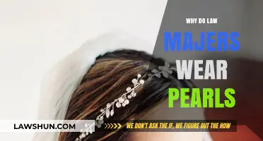 Why Law Majors Love Pearls: Tradition, Power, or Personal Style?